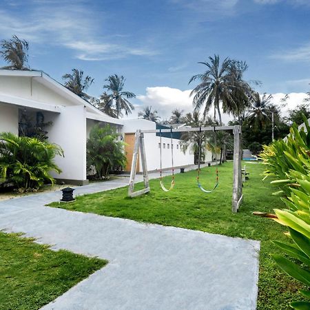 Gili Khayangan Villas Джили Трауанган Екстериор снимка